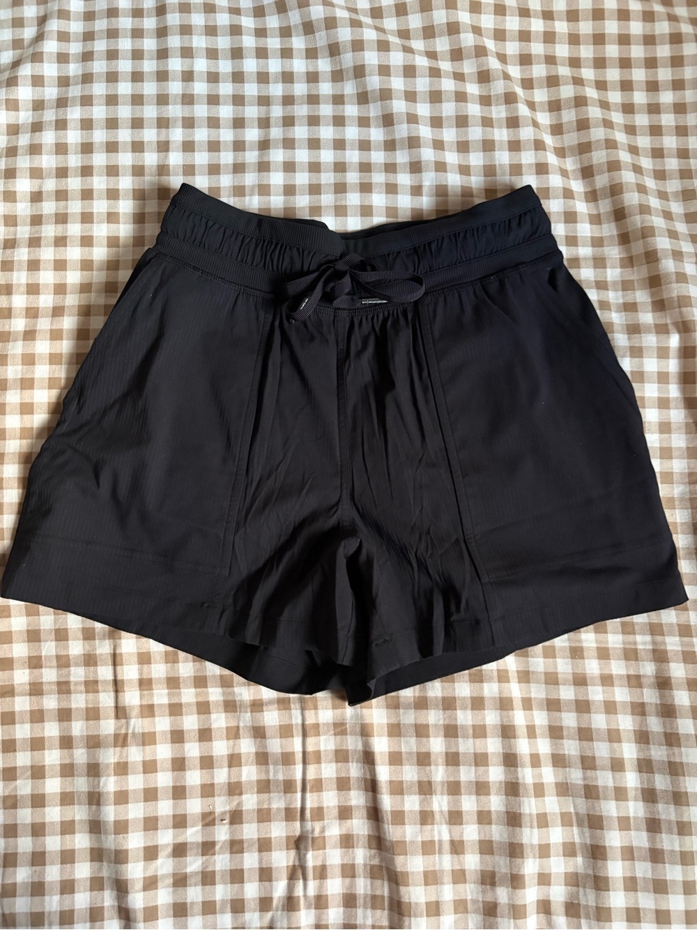 Dance Studio High-Rise Short